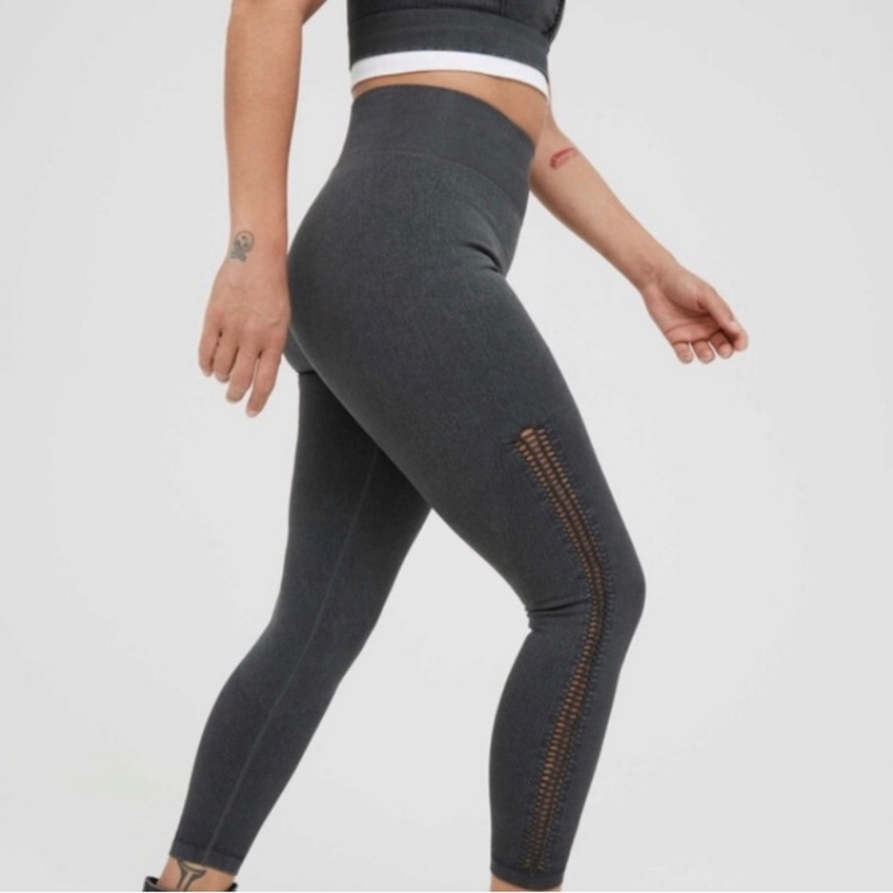 NWT Aerie 7/8  washed black leggings